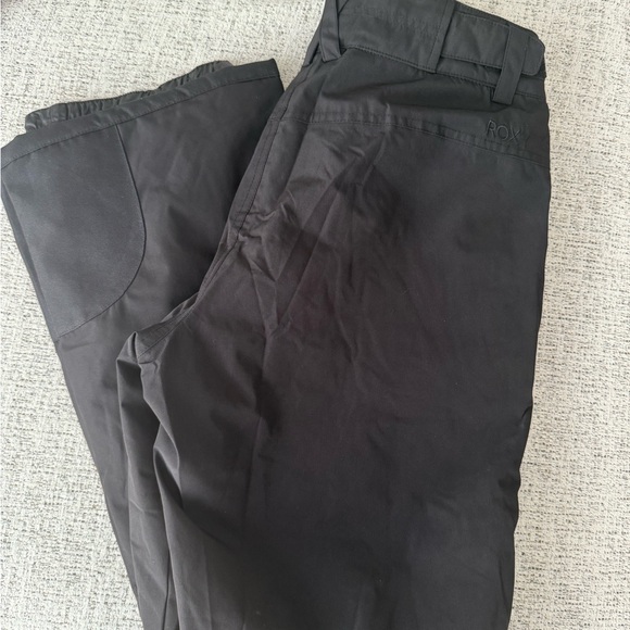 Black Roxy snow pants - Picture 3 of 7